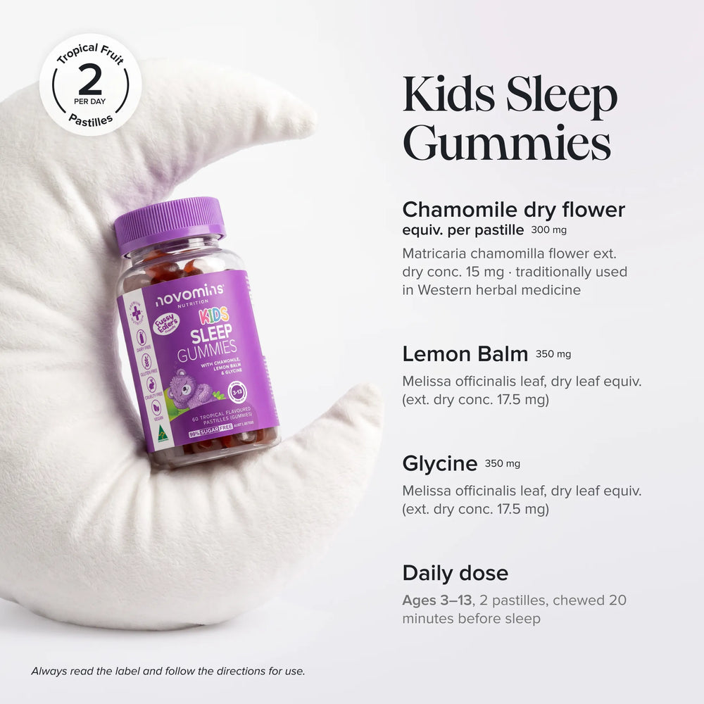Kids Sleep Gummies bottle resting on a crescent moon pillow, with the chamomile, lemon balm and glycine per pastille and the daily dose for ages 3 to 13 listed